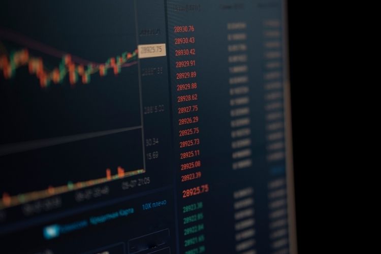 Borsa yatırımına yeni başlayacaklar için önerilen temel adımlar