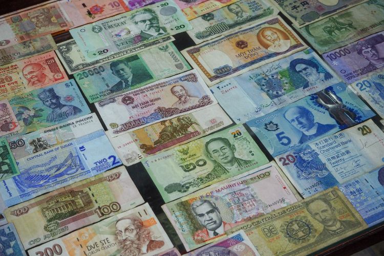 Döviz işlemlerinde yasal takip ve vergilendirmeyi anlatan tablo