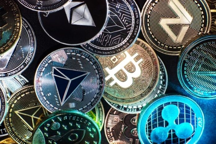 Blockchain ile dijitalleşen finansal varlıklar ve tokenlaştırma süreci hakkında görsel temsili.