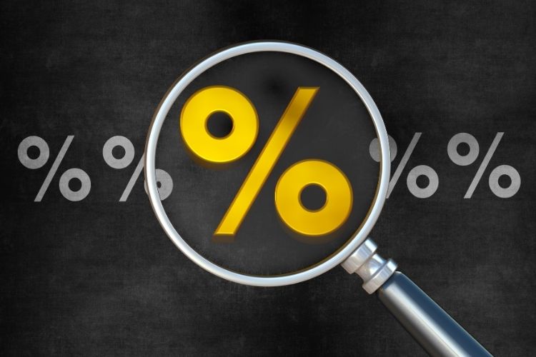 Faiz hesaplama yöntemlerine göre basit ve bileşik faiz arasındaki temel farklar.