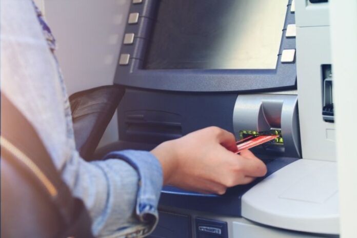 ATM cihazlarında kartla ve kartsız işlem adımları hakkında bilgi.