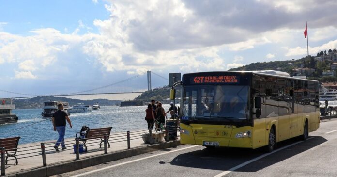 İstanbul Sarı Otobüs 1.jpg